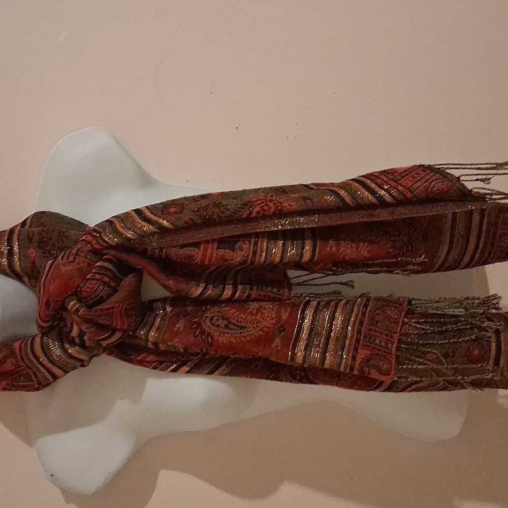 Elegant Paisley Red and Gold Women's Wrap